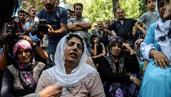 Похороны погибших при взрыве в турецком городе Газиантеп