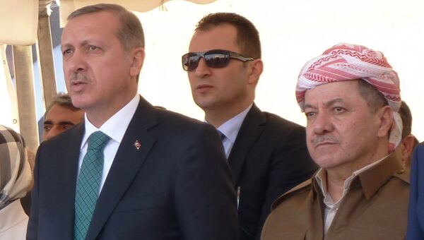 Глава Курдской автономии Северного Ирака Масуд Барзани и Реджеп Эрдоган. Архивное фото