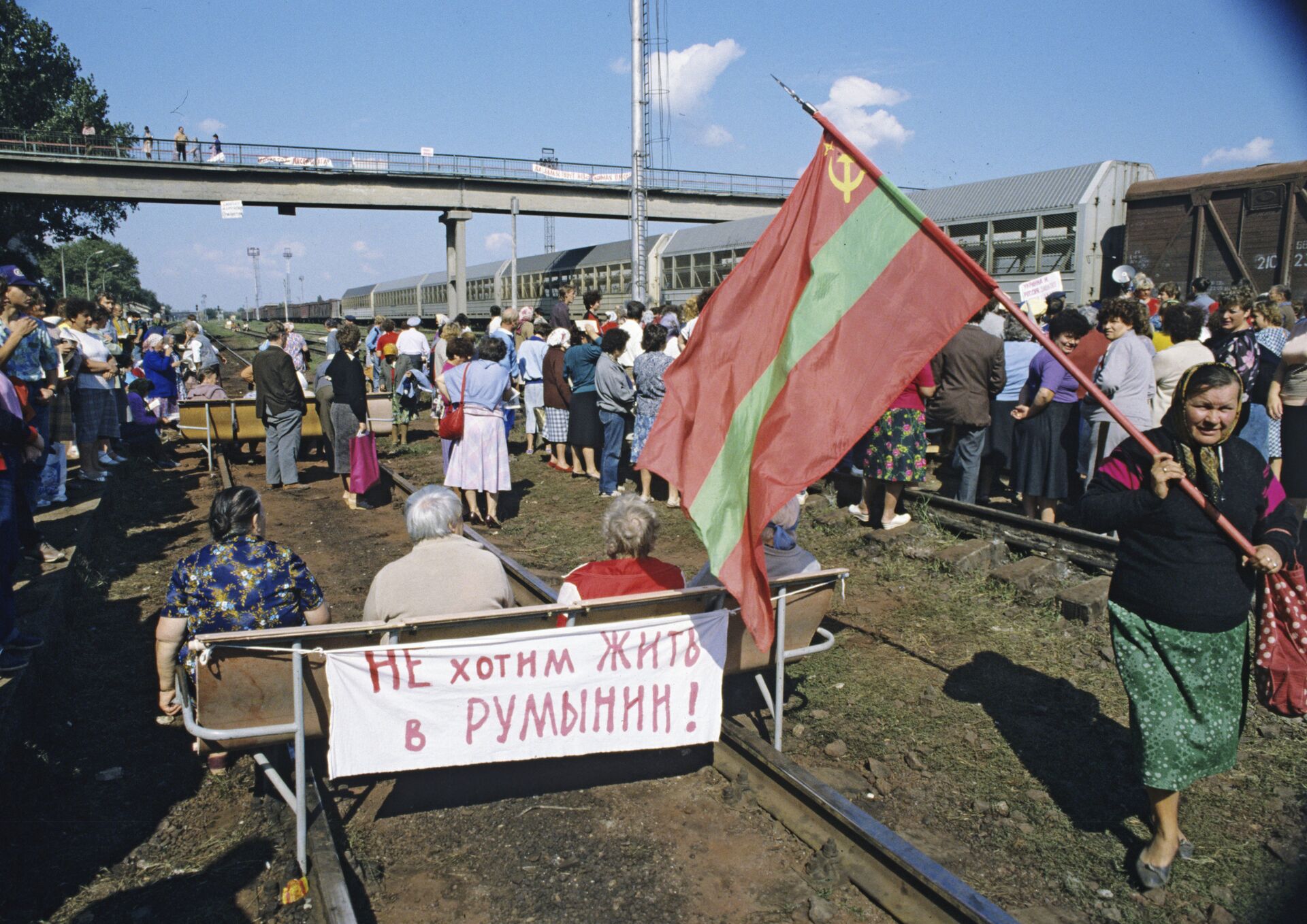 Митинг на железнодорожном разъезде в Тирасполе - РИА Новости, 1920, 15.07.2025