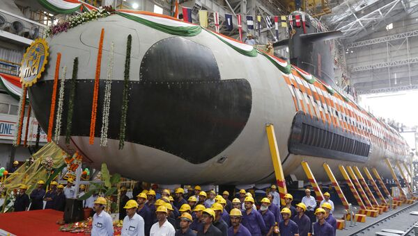 Первая подводная лодка Scorpene ВМС Индии на военно-морском судостроительном заводе в Мумбаи. Архивное фото