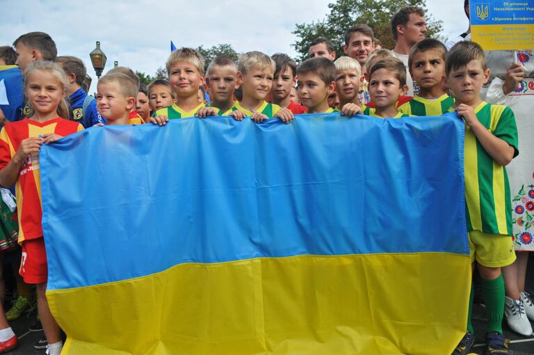 Дети на праздновании Дня Независимости Украины во Львове Дети на праздновании Дня Независимости Украины во Львове