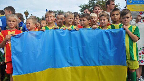 Дети на праздновании Дня Независимости Украины во Львове