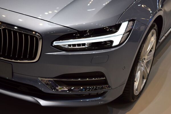 Автомобиль Volvo S90 на Московском международном автомобильном салоне-2016 Автомобиль Volvo S90 на Московском международном автомобильном салоне-2016