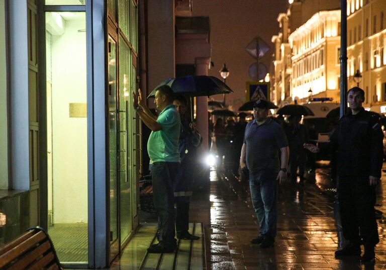 Обстановка у отделения банка на ул. Большая Никитская 