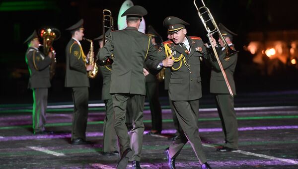 Музыканты военного оркестра Белоруссии на церемонии открытия Международного военно-музыкального фестиваля Спасская башня - 2016