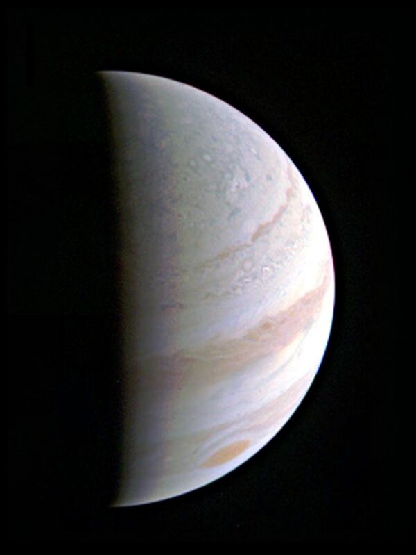 Пока самая четкая фотография Юпитера, полученная зондом Juno