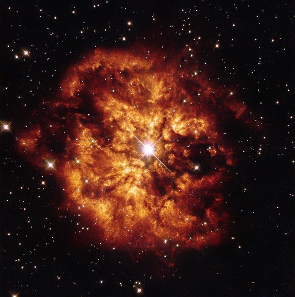 Туманность WR 124 сфотографированная космическим телескопом Хаббл