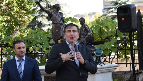Губернатор Одесской области Михаил Саакашвили на встрече с жителями Одессы. Архивное фото