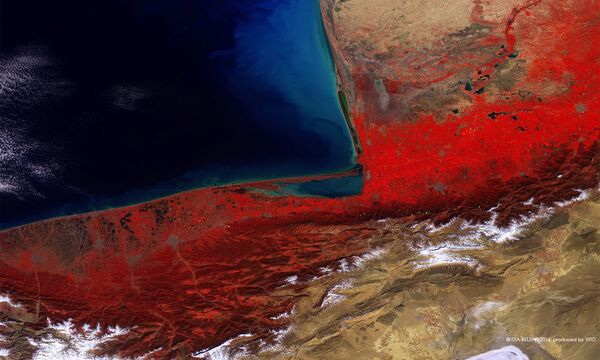 Снимок Каспийского моря сделанный европейским спутником Proba-V