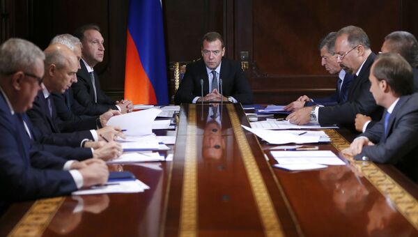 Дмитрий Медведев проводит заседание президиума Совета при президенте РФ по стратегическому развитию и приоритетным проектам. 31 августа 2016