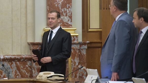 Дмитрий Медведев на заседании кабинета министров РФ. 1 сентября 2016