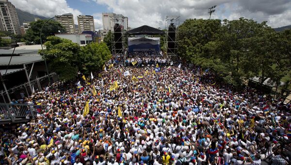 Марш оппозиции в Каракасе, Венесуэла. Архивное фото