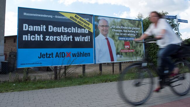 Агитационный плакат партии Альтернатива для Германии в Мекленбурге, Германия. 30 августа 2016