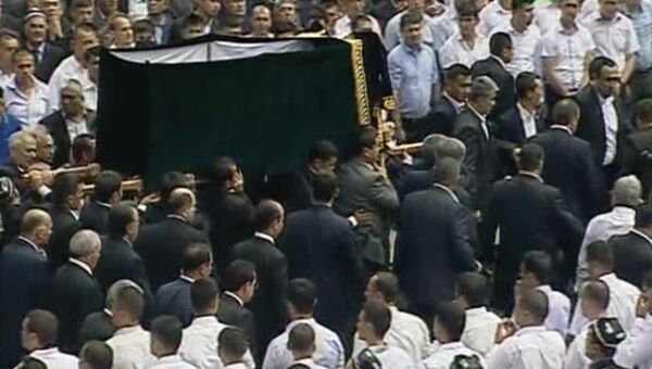 Церемония прощания с Каримовым: торжественный кортеж, молитва и слезы