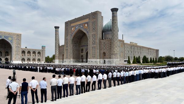 Похороны президента Узбекистана Ислама Каримова. 3 сентября 2016. Архивное фото