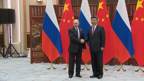 Мороженое для лидера КНР - Путин сообщил Си Цзиньпину о необычном подарке