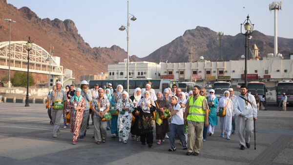Российские паломники, совершающие хадж в Мекку, прибыли в город Медина. 2 сентября 2016