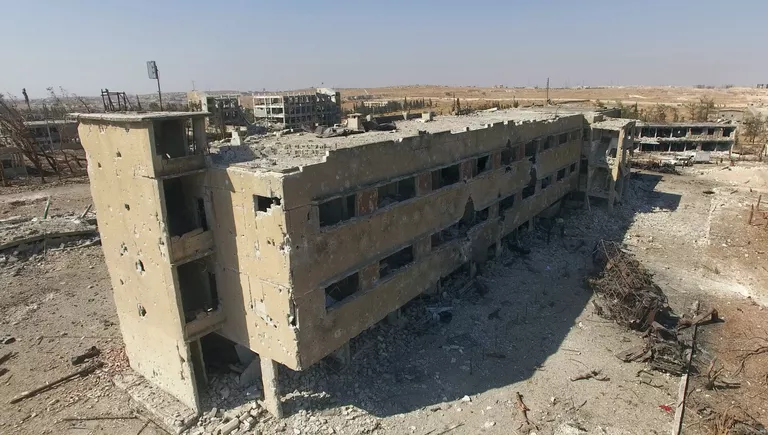 Сирийская армия освободила от боевиков территорию военных училищ в Алеппо Сирийская армия освободила от боевиков территорию военных училищ в Алеппо