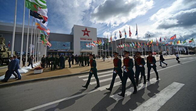 На форуме  Армия-2016. Архивное фото