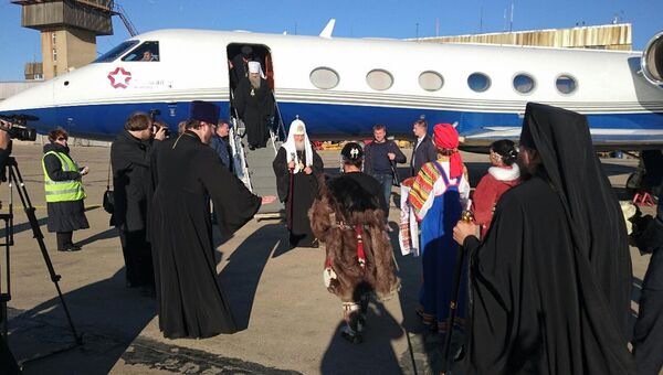 Встреча патриарха Кирилла в аэропорту Певека