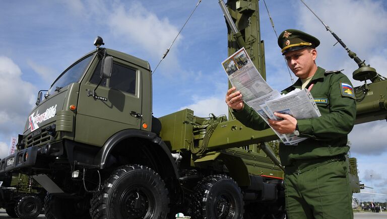 Мобильная трехкоординатная РЛС малых высот кругового обзора боевого режима межвидового применения Подлет-К1 представлена в открытой экспозиции на Международном военно-техническом форуме АРМИЯ-2016