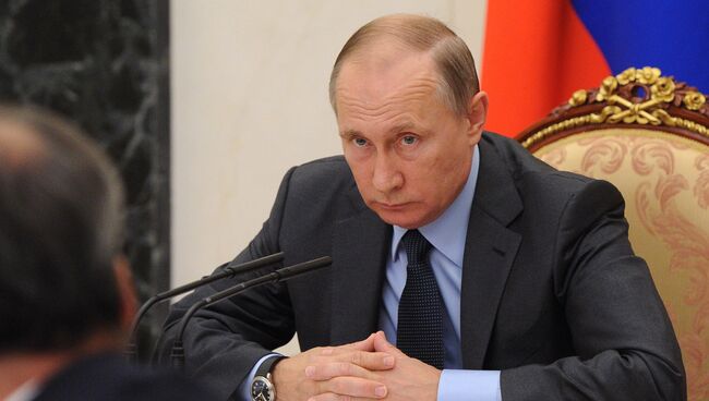 Президент РФ Владимир Путин проводит в Кремле совещание с членами правительства РФ. 7 сентября 2016