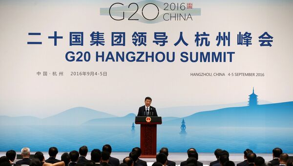 Председатель КНР Си Цзиньпин выступает на закрытии саммита G20 в Ханчжоу