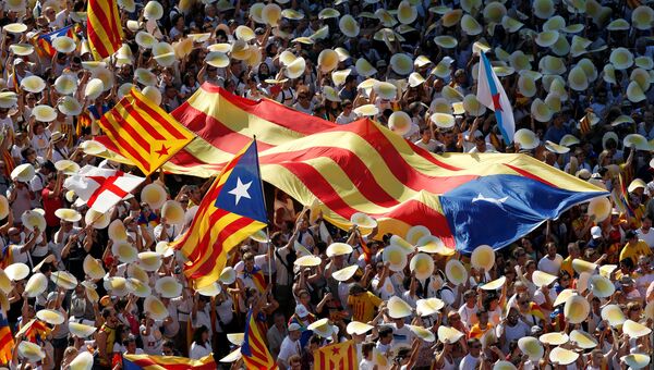 В городах Каталонии проходят митинги в поддержку независимости этого испанского автономного сообщества