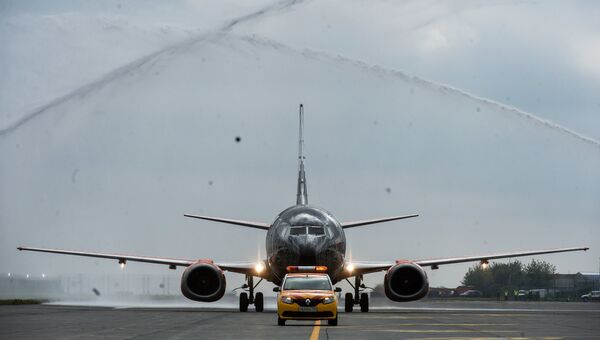 Самолет авиакомпании Белавиа первого рейса, прибывшего в аэропорт Жуковский