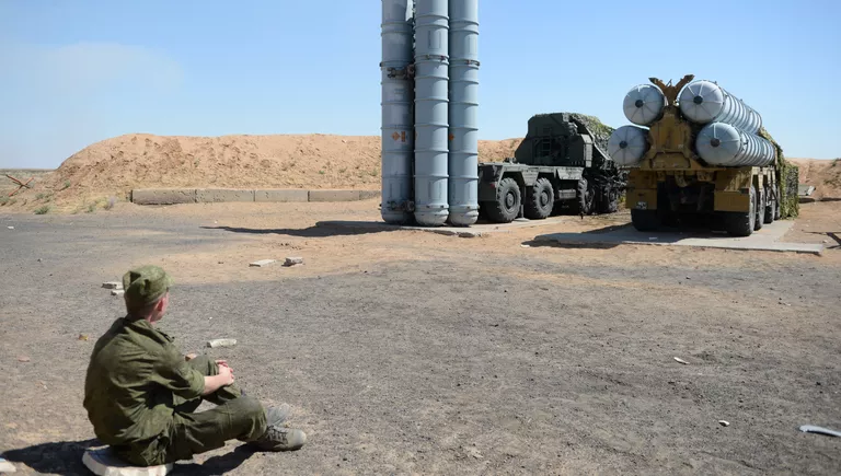 Боевые стрельбы ЗРС С-300 на полигоне Ашулук Боевые стрельбы ЗРС С-300 на полигоне Ашулук