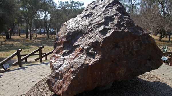 Метеорит Эль Чако весом 37 тонн, найденный в Аргентине. Архивное фото