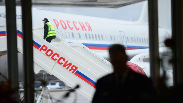 Самолет ТУ-204-300 Специального Летного Отряда Россия. Архивное фото