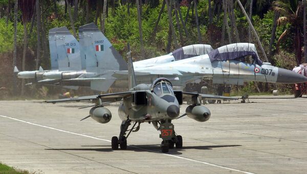 Индийский истребитель Jaguar. Архивное фото