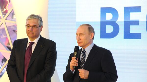 Президент России Владимир Путин и генеральный директор ВГТРК Олег Добродеев в Сочи