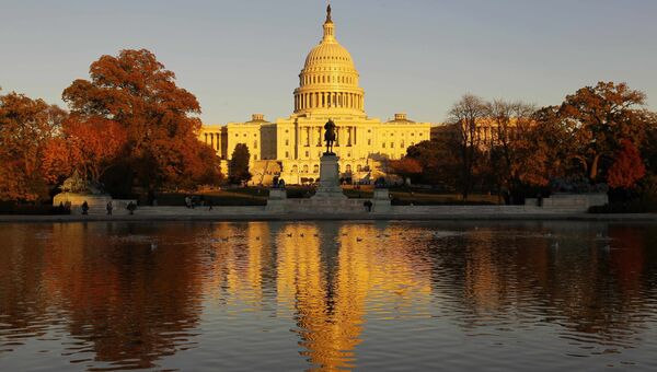 Здание Конгресса США на Капитолийском холме в Вашингтоне