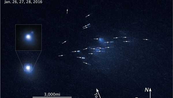 Комета 332P/Икея-Мураками, разорванная на части