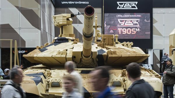 Танк Т-90МС на международной выставке. Архивное фото