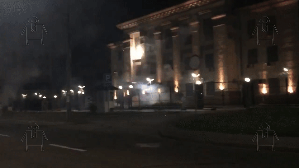 Кадры нападения на посольство России в Киеве. 17 сентября 2016