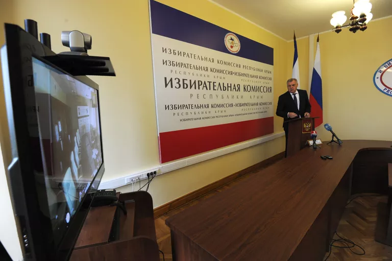 Председатель Центральной избирательной комиссии Крыма Михаил Малышев в ЦИК Республики Крым в единый день голосования Председатель Центральной избирательной комиссии Крыма Михаил Малышев в ЦИК Республики Крым в единый день голосования