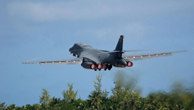 Стратегический бомбардировщик ВВС США B-1B Lancer. Архивное фото