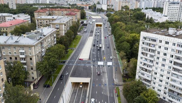 Тоннель, открывшийся в Москве на пересечении улиц Народного Ополчения и Берзарина.