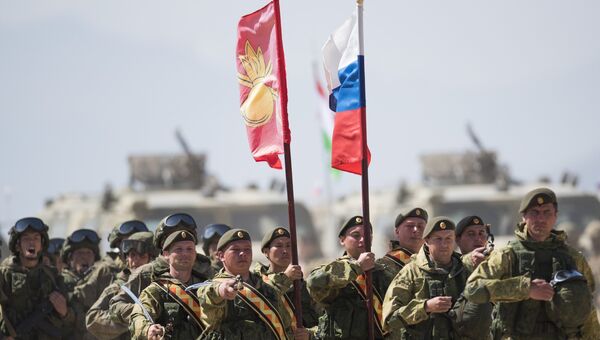 Военнослужащие российской армии во время международных антитеррористических учений ШОС Мирная миссия — 2016