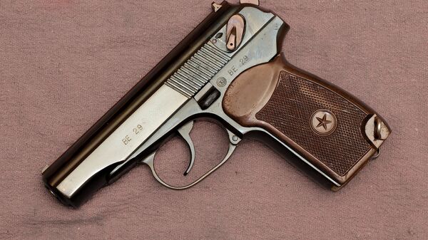 Пистолет Макарова. архивное фото