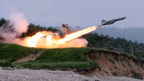Пуск ракеты берегового комплекса Редут. Архивное фото