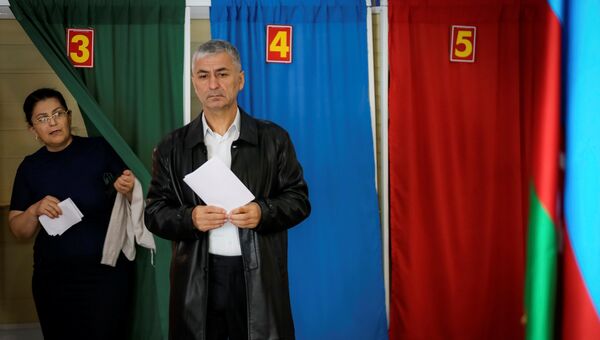 Избирательный участок в Баку во время референдума по изменениям в конституцию Азербайджана