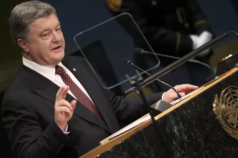 Президент Украины Петр Порошенко во время выступления на Генеральной ассамблее ООН в Нью-Йорке Президент Украины Петр Порошенко во время выступления на Генеральной ассамблее ООН в Нью-Йорке