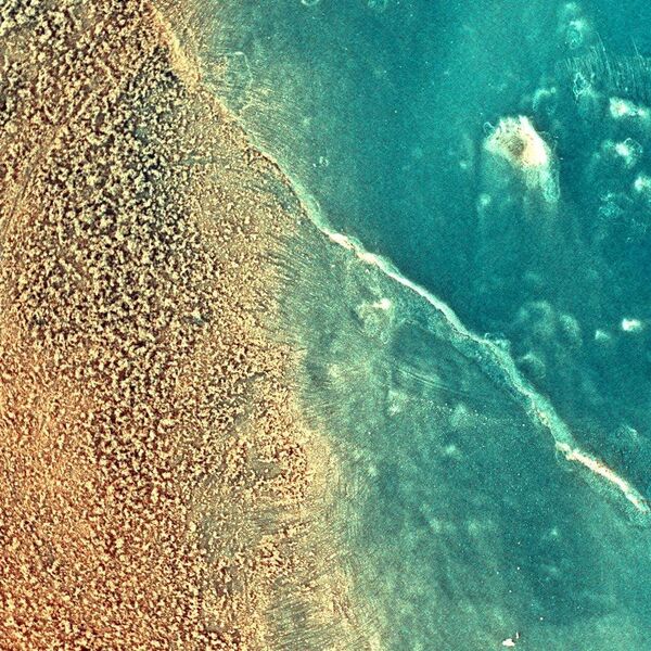 Цветное изображение поверхности Марса