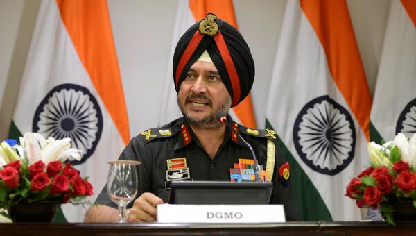 Начальник отдела боевых операций армии Индии Ранбир Сингх на брифинге в Нью-Дели. 29 сентября 2016