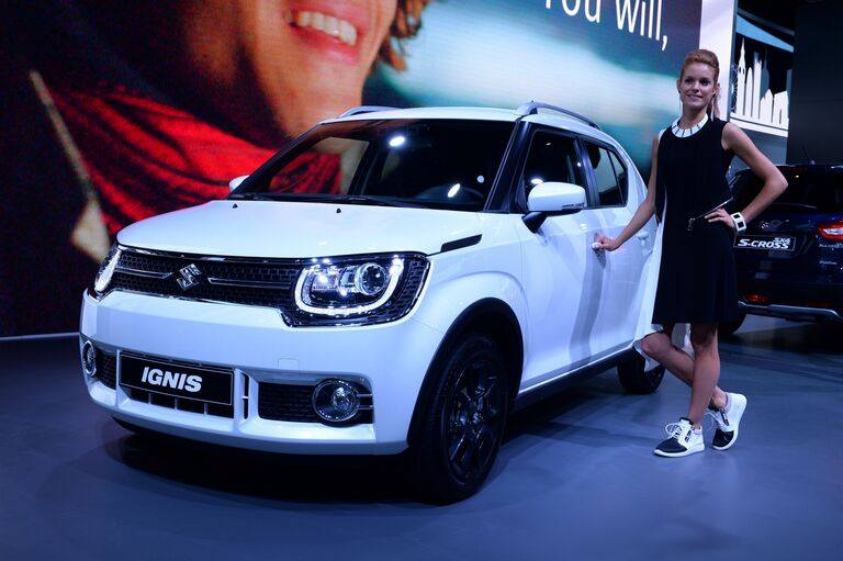 Автомобиль Suzuki 4X4 Ignis на Парижском автосалоне-2016