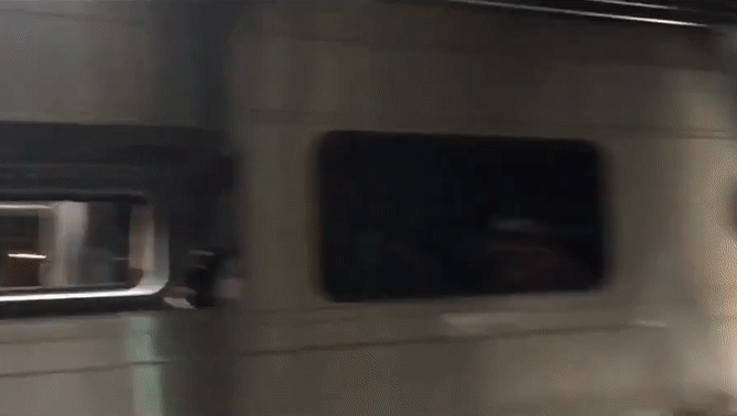 В сети появилось видео с места крушения поезда в Нью-Джерси